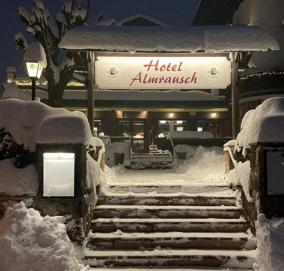 Hotel Almrausch Reit im Winkl Exterior photo