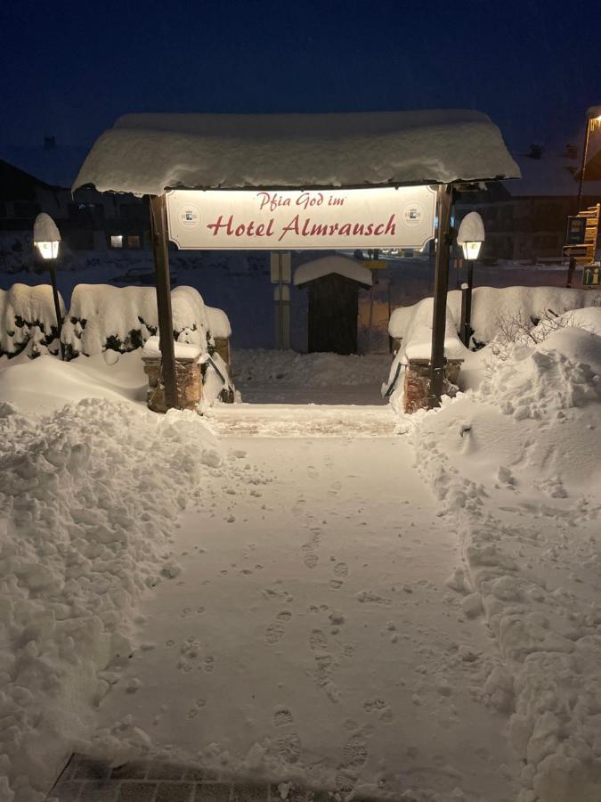 Hotel Almrausch Reit im Winkl Exterior photo